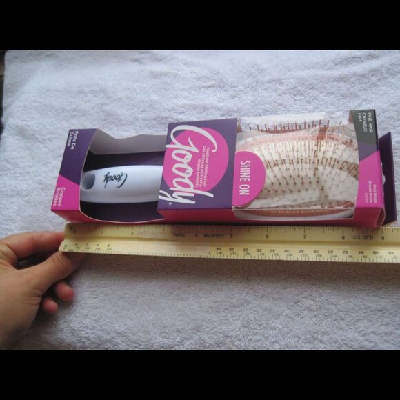 Goody Oval Cushion Copper Stiff Metal Pin Wire Bristles Shine On Fine Hair Brush - Picture 2 of 13